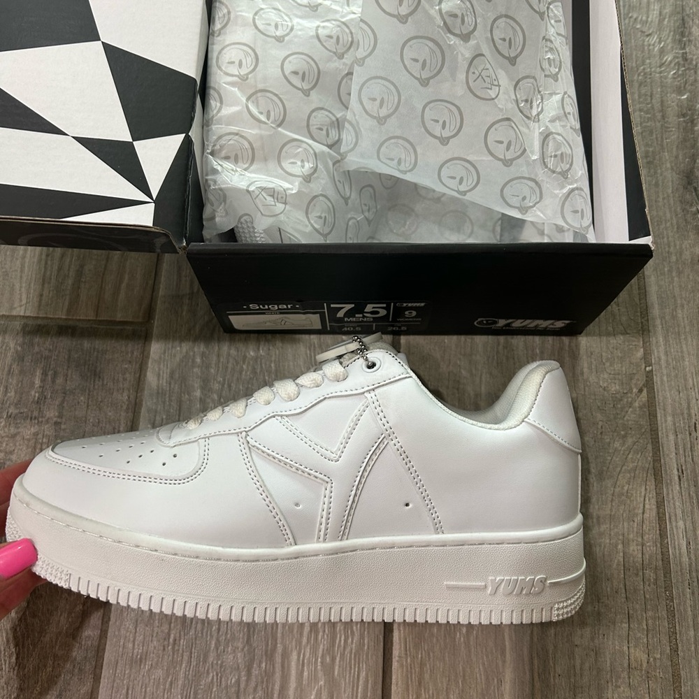 Yums sugar white shoes